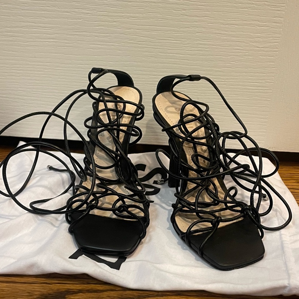 NWT schutz strappy heeled sandals